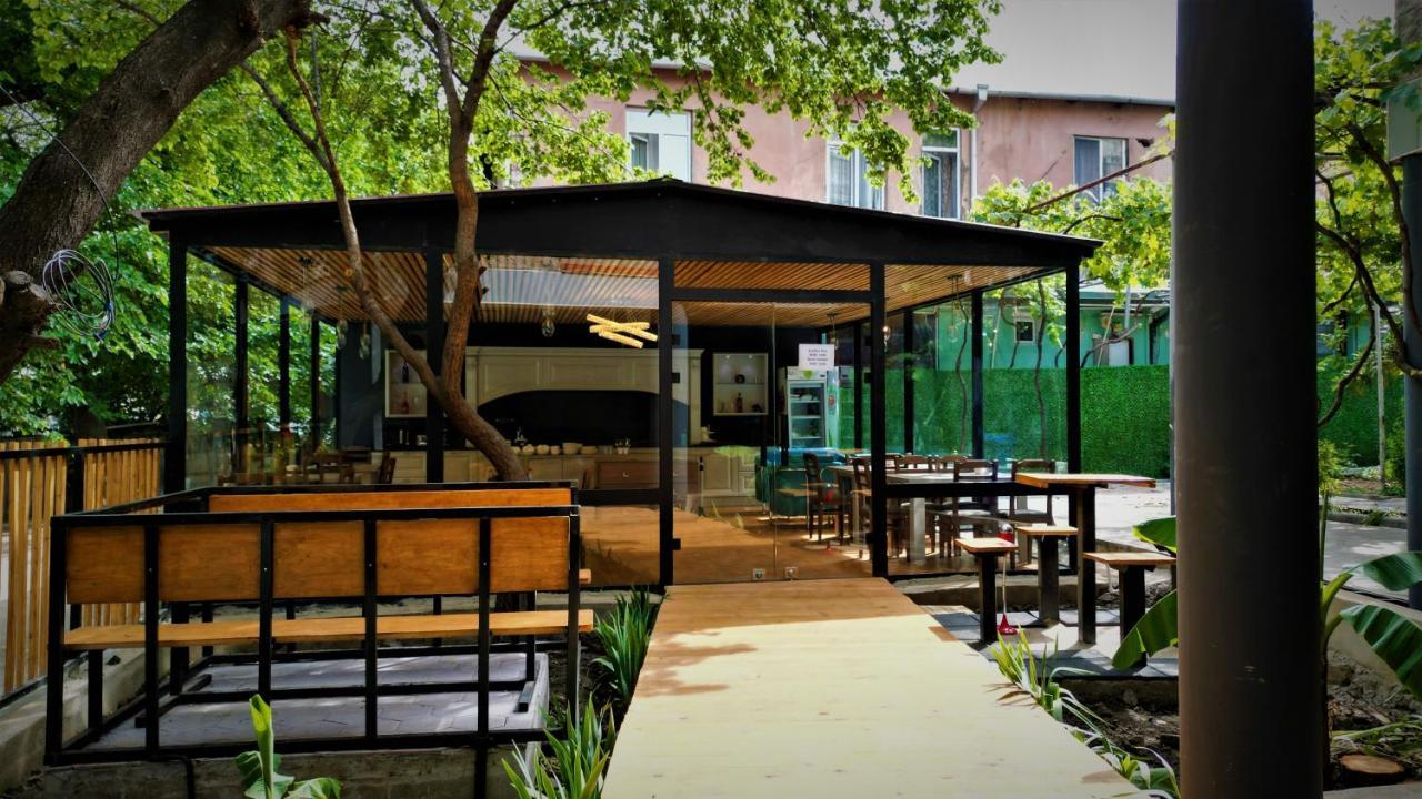 Hotel Salosi Tiflis Exterior foto
